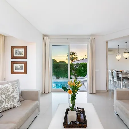 Villa Whome | Prime Hideaway Luxury