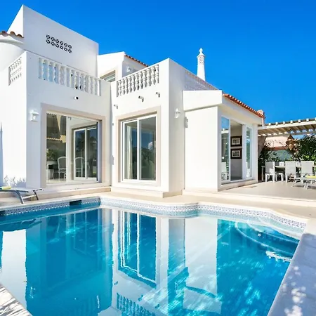 Willa Whome | Prime Hideaway Luxury