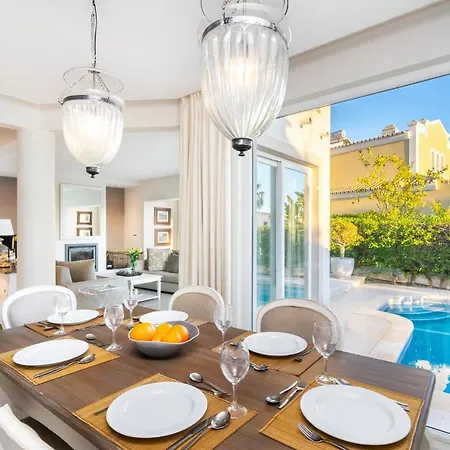 Whome | Prime Hideaway Luxury Willa *